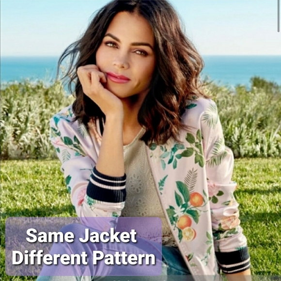 20) AE Reversible Floral Bomber Jacket *As Seen on Jenna Tatum* Sz. S - Picture 2 of 12